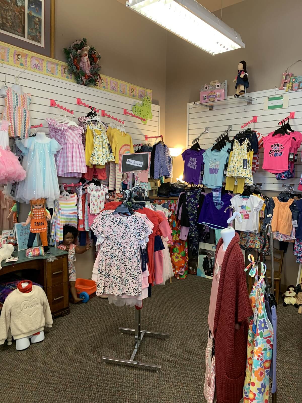 Women's & Children's Clothing in Yankton, SD Linda's Angel Crossing